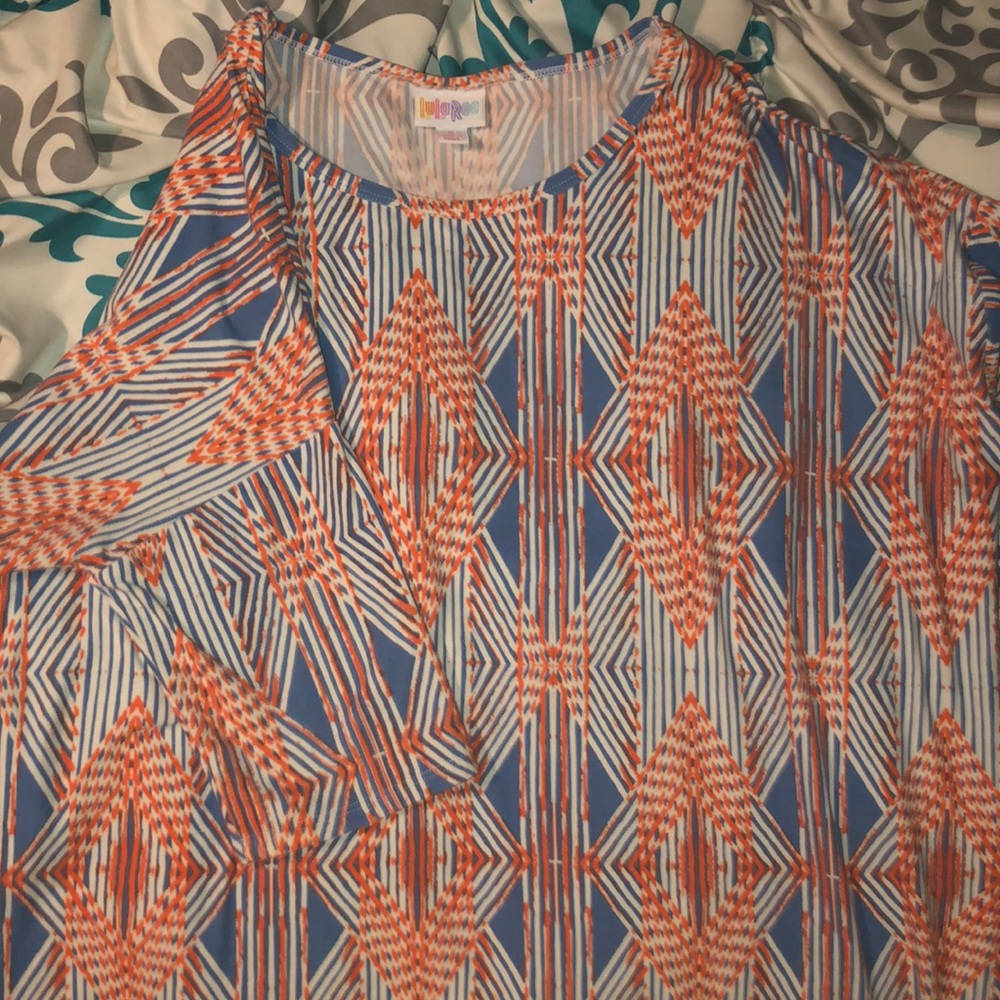Size S LuLaRoe Blouse
